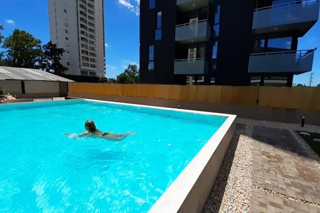 Nuevo Riverside Ii Ubicado Estrategicamente Piscina Gym Laundry Cochera Apartment *